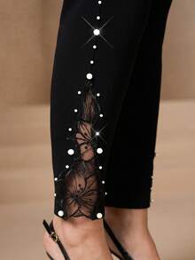 Chikora Plus Size Slant Pocket Elegant Faux Pearls Beaded Skinny Pants Office Attire For Women Work Outfits For Women Work Tops For Women Office Attire For Women Work Outfits For Women Work Tops For Women Pantalones De Mujer Pantalon Femme Calça Feminina Pantalones Mujer Pantalones De Mujer Pans De Mujer Pearl Embellished Pants - Black - View 6