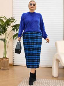 EMERY ROSE 2pcs Plus Size Women Winter Elegant Casual Street Fashion Royal Blue T-Shirt Top And Plaid Skirt 2 Pieces Set,Autumn/Winter,Going Out Outfits,2025 New Clothes,Simple And Fashionable For Everyday Wear,Christmas Outfit For Women ,New Year Clothes,Plus Size Winter Clothes, Christmas Outfit For Women ,New Year Clothes,Thanksgiving Outfit For Women , - Blue - View 6