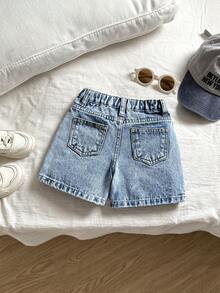 SHEIN 男婴口袋及胡须饰边休闲宽松牛仔短裤 - 淺色水洗藍 - 查看 3