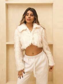 Rayane Ketlyn Plush Gradient Women's Fake Fur Jacket, Cropped Style, Warm And Suitable For Autumn And Winter ,Petite Women - White - View 1