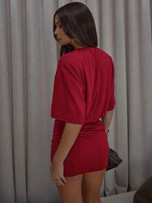 MUSERA Váy dáng suông, vai vuông, ôm sát, chi tiết xếp ly, kiểu áo thun, phong cách đường phố, dễ thương, thanh lịch, thường ngày, gợi cảm, màu kẹo bơ cứng, sang trọng, thích hợp cho ngày lễ tình nhân, mùa hè. - Đỏ - Xem 2