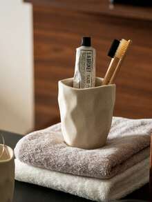 Cirelle 一套陶瓷漱口杯和牙刷架，经久耐用，是浴室的理想装饰品。套装包含漱口杯和托盘，适用于家庭、酒店或宿舍浴室。浴室装饰及配件，酒店浴室必备用品，现代浴室配件。 - 彩色 - 查看 4