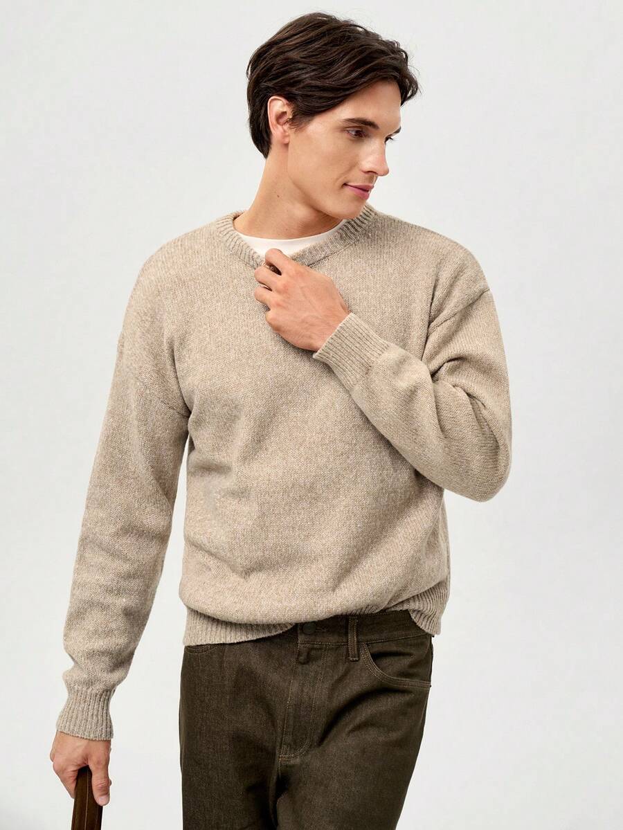 RONVEXI Men's Casual Everyday Commute Simple Solid Color Drop Shoulder Loose Knit Sweater, Autumn/Winter, Long Sleeve Top - Khaki - View 1
