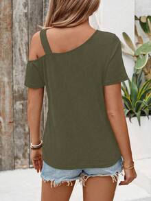 SHEIN LUNE Camiseta de manga corta casual de mujer con parches, lentejuelas y hombros oblicuos, para verano - Verde militar - Ver 2