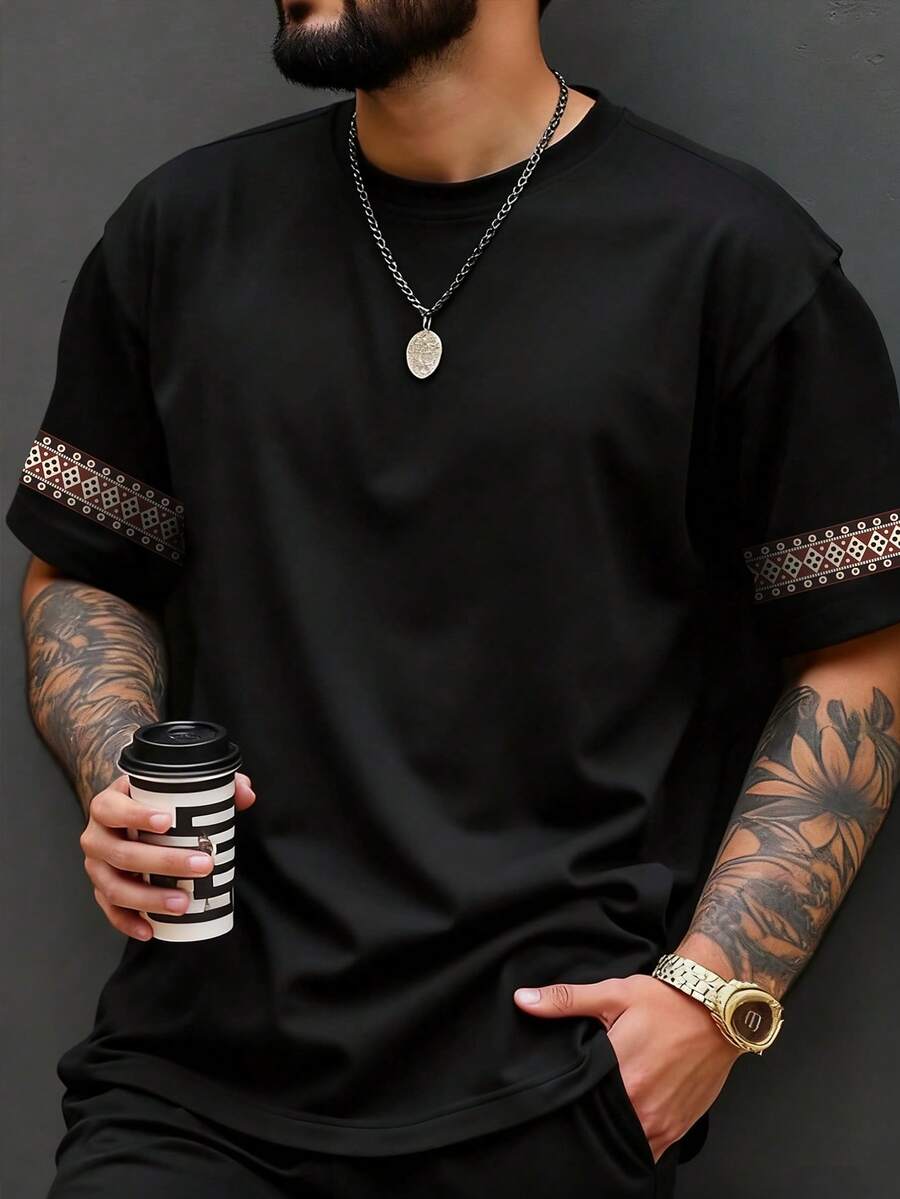 Manfinity Dauomo 男士圆领印花T恤 - 圆领休闲上衣 - 轻薄T恤，适合所有季节 - 彩色 - 查看 1