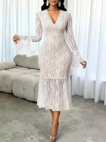 SHEIN Lady Women's Elegant Sheer Lace V-Neck Flare Sleeve Mermaid Hem Fitted Dress,Beige,Autumn,Elegant,Wedding Guest Luxury Evening Party Wedding Guest Dresses - White - View 4