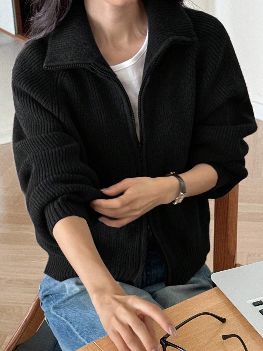 Livesso 女士秋冬时尚黑色宽松休闲商务通勤办公高领针织开衫 - 黑色 - 查看 1