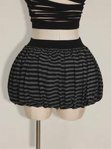 SHEIN ICON Plus Size Women's Autumn/Winter Fashion Sexy Avant-Garde Bold Punk Style Black Backless Ripped Slim Fit T-Shirt And Black And Gray Striped Tulip Skirt Casual Set - Black - View 12