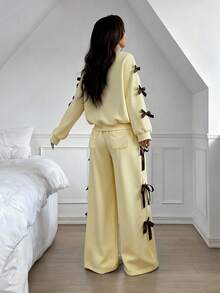 SHEIN EZwear 秋冬女士休闲宽松浅黄色蝴蝶结装饰两件套 米黄色两件套，冬季 - 淡黃色 - 查看 2