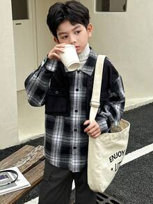 SHEIN 男童休闲韩版格子领衬衫，适合通勤、上学、日常休闲、大学郊游、运动、秋冬季节穿着，百搭 - 黑與白 - 查看 5