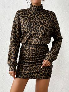 SHEIN Frenchy 女士豹纹高领褶皱休闲长袖迷你连衣裙 - 棕色 - 查看 4