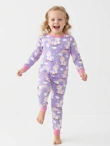 两件套女童独角兽、彩虹、云朵和星星印花长袖上衣和裤子睡衣套装，柔软弹力针织面料，舒适修身 - 彩色 - 查看 1