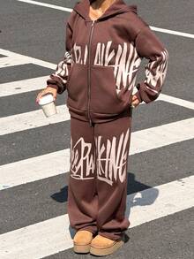 Muchica 女士棕色字母抓绒连帽衫和运动裤套装 - 棕色 - 查看 3