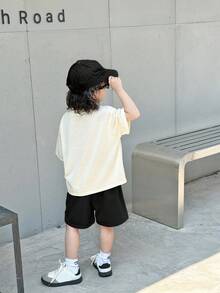 SHEIN 2pcs/Set Young Boy Kids Comfortable Daily Versatile Casual Cute Loose Fit Japanese And Korean Style Animal Bear Pattern Embroidered Round Neck Short Sleeved T-Shirt Knitted Top And Yellow Waffle Shorts Set, Suitable For Spring And Summer Seasons, Daily Life, Sports, Campus, Gatherings, Festivals, Performances, Photography, Back To School Season - Black - View 9