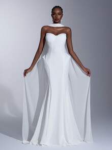 Elitara 优雅奢华的白色缎面雪纺不对称领口鱼尾裙，配可拆卸披肩，适合正式场合和婚礼。 - 白色 - 查看 2