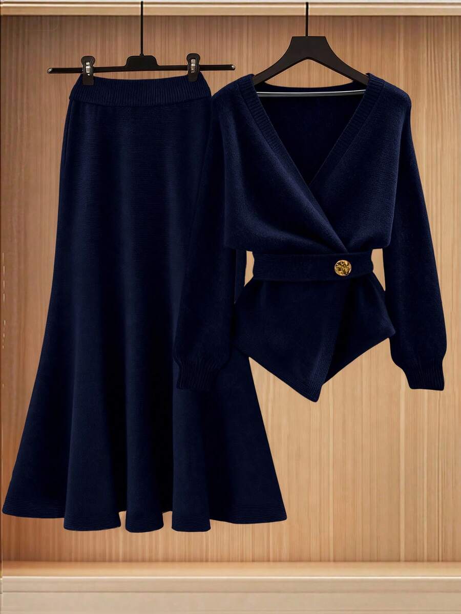 GlowEve New Elegant Button Decor Pullover Sweater, Minimalist European & American Style Fashion Knit Top - Royal Blue - View 1