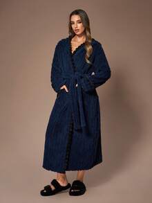 SHEIN Contrast Color Pom Pom Hooded Jacquard Fleece Women Robe Robes For Women Fluffy Fuzzy Robe Women's Robe Night Robe Women Robes For Women Winter - Navy Blue - View 4
