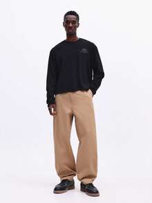 SUMWON 纯色印花宽松长袖圆领T恤，休闲舒适街头风 - 黑色 - 查看 3