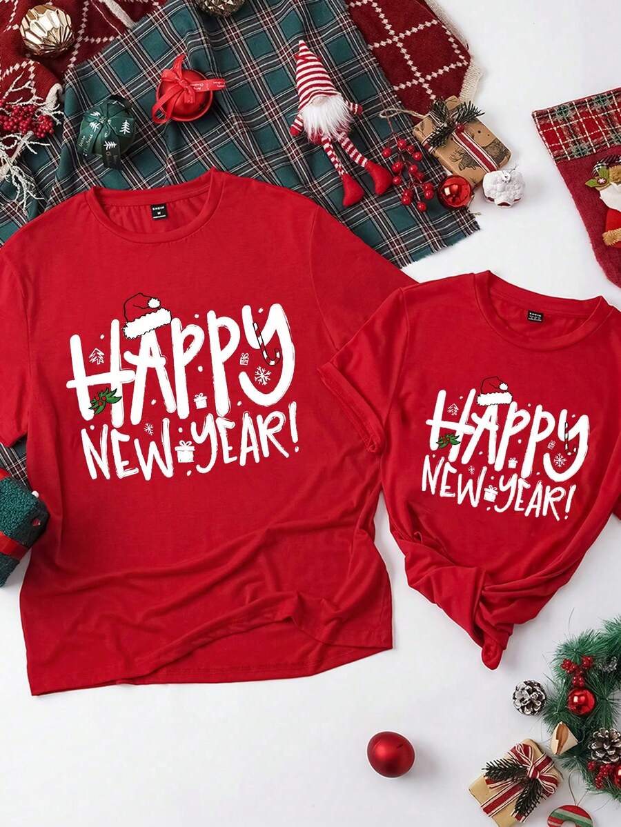 SHEIN EZwear 2026新年快乐休闲宽松红色圆领短袖T恤,轻薄透气,适合女性穿着,迎接新年,节日派对庆祝,新年特别版,新年除夕派对,新年,“2026新年快乐”标语T恤 - 紅色 - 查看 1