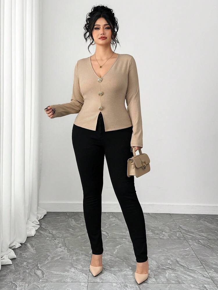 Dazy Plus Plus Size Casual Solid Color Metal Decor Long Sleeve T-Shirt, Autumn