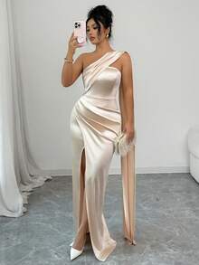 Selianne 法国时尚女式不对称肩部荷叶边腰部褶皱 A 字高开衩连衣裙，百搭优雅，适合生日派对、宴会 - 香檳色 - 查看 1