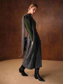 MOTF PREMIUM 简约金属扣装饰打底毛衣 - 軍綠色 - 查看 7