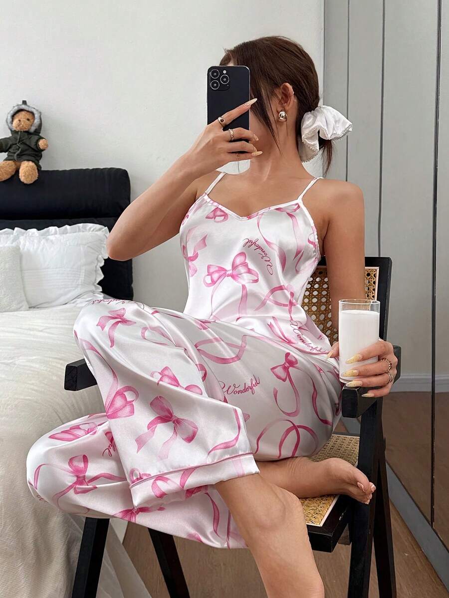 SHEIN 蝴蝶结印花仿丝吊带背心和裤子睡衣套装，粉色 - 白色 - 查看 1