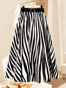 GlowEve CURVE Gestreifter A-Linien Rock in Große Größen für Damen, lässig, locker geschnitten, elegant und vielseitig einsetzbar für Party, Alltag, Herbst/Winter - Verschiedenfarbig - Übersicht 3