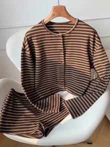 Comfortcana Set casual da 2 pezzi da donna con top a maniche lunghe a spalle scoperte e scollo tondo a righe e pantaloncini, monopetto