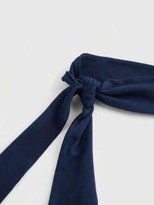 Top mujer corto de Un Hombro con Lazo Atrévete a Brillar en Cada Ocasión de estilo Y2K trendy - Azul Marino - Ver 3