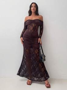 Aloruh Brown Retro Sexy High-End Elegant Party Banquet Off-Shoulder Ruched Mesh Patchwork Long Sleeve Extra Long Women's Dress, Suitable For Winter, Valentine's Day, New Year - Brown - View 3