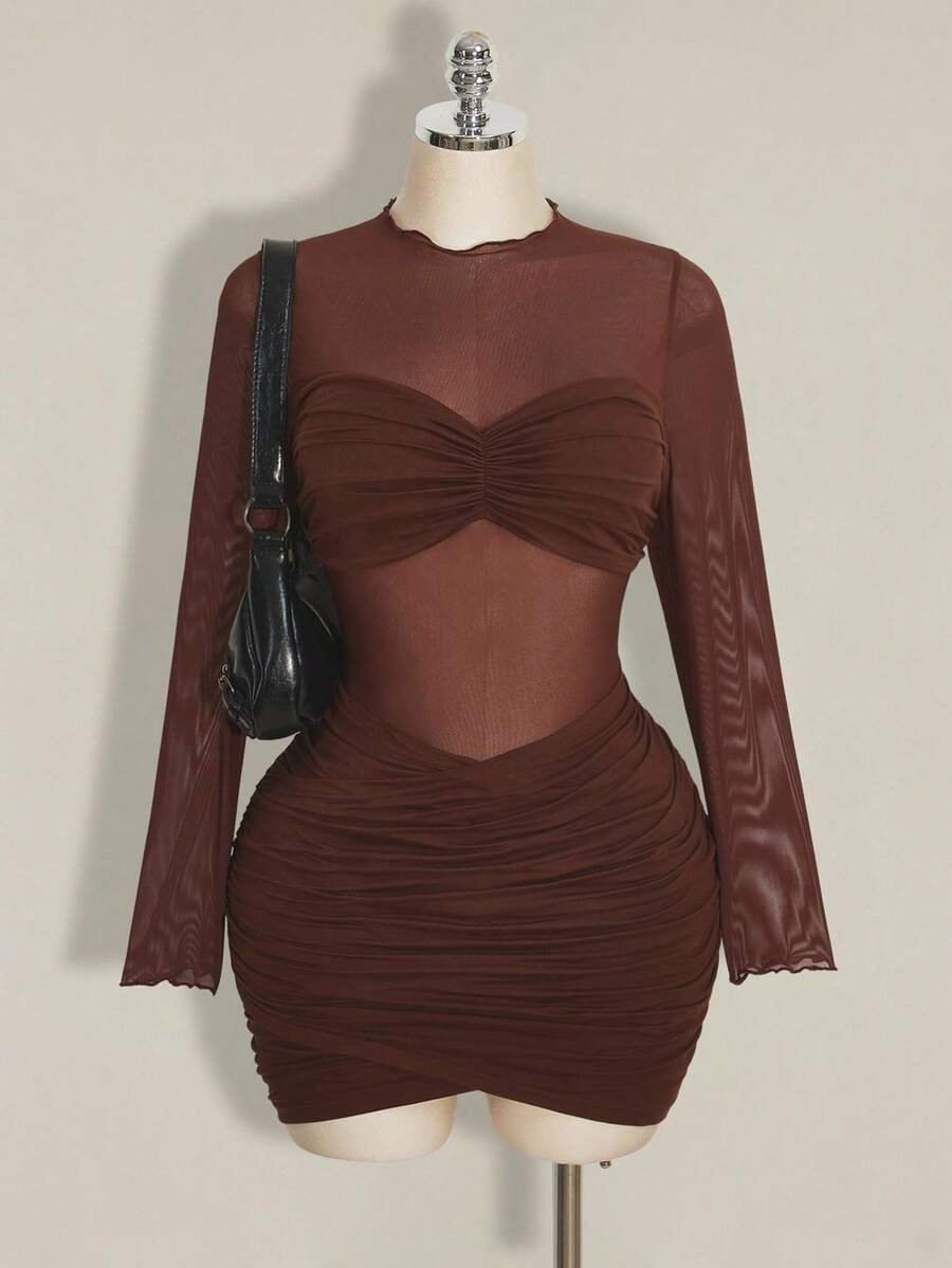 SHEIN ICON 大码女式网纱拼接透视褶皱长袖迷你连衣裙 - 棕色 - 查看 1