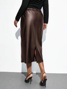Maija 大码女式PU皮后开衩紧身半身裙，优雅百搭，适合都市通勤、商务场合、圣诞节、新年派对等场合 - 棕色 - 查看 2