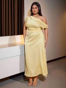 SHEIN BAE 大码女式黄色不对称长款露肩缎面连衣裙 - 黃色 - 查看 2
