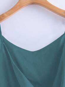 Qadelle Camiseta sin mangas de mujer de moda casual con cuello en V, plisada, con lazo envolvente y cintura anudada en forma de A - Neblina azul - Ver 4