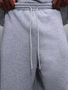 PLAYBOY X SUMWON Conjunto de sudadera con capucha y pantalones joggers de entrepierna caída a juego con bolsillo central - Gris - Ver 6