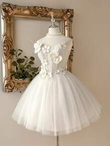 Lovelzi Elegant And Luxurious White Sequined Embroidered Mesh Dress, Handmade Three-Dimensional Flower Pearl Embellishments, Sailboat Neckline With Multiple Boning, Slim A-Line Silhouette, Short Style, Suitable For Weddings, Bridal Gowns, Formal Occasions, And Gift Parties (Heavy-Work Design). - White - View 6