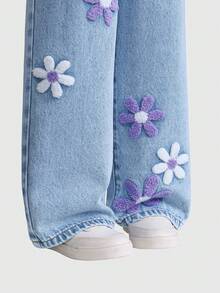 SHEIN ChillGRL 两件套女童牛仔套装 - 花卉刺绣牛仔外套 + 阔腿牛仔裤，时尚休闲套装，适合年轻女孩，是理想的礼物和户外服装。