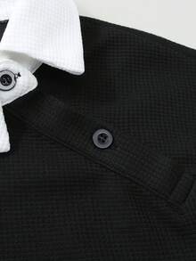 Manfinity Mode 男士撞色长袖休闲通勤 Polo 衫，男士休闲上衣和裤子套装，男士黑色两件套，男士针织套装，男士 T 恤衬衫和长靴交叉套装，适合复古风格、日常休闲、周末旅行、户外活动、探险旅行、轻松的工作环境或半正式场合，可作为男友/丈夫礼物、周年纪念礼物或圣诞节礼物。 - 黑與白 - 查看 8