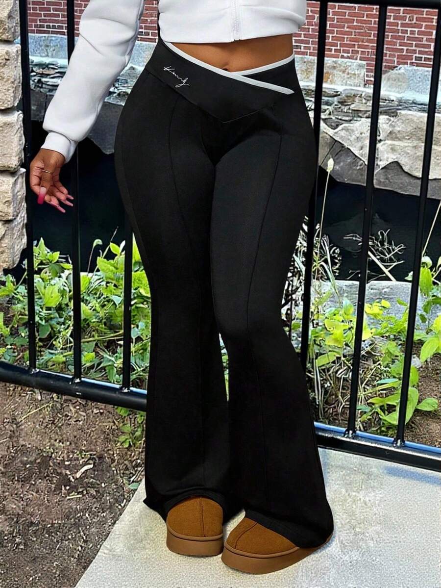 Slaydiva 2025秋冬新款休闲简约百搭撞色包边喇叭裤，适合返校、返校节、万圣节、锐舞派对、外出、健身、慢跑、早午餐等场合，黑色喇叭裤，黑色打底裤，喇叭运动裤，秋季女装，冬季女装