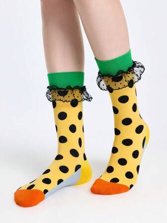 Kawaii Calcetines de tripulación lindos con estampado de lunares, empalme de malla y ribete de volantes para mujer