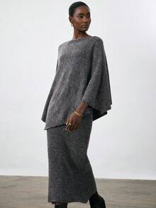 Aveloria Modichic 两件套：优雅针织罩衫和吊带连衣裙 - 深灰色 - 查看 4
