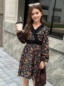 SHEIN NovaGlow Tween Girl Boho Floral V-Neck Lace Patchwork Waist Dress - Black - View 5