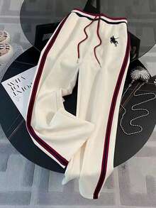 Franclia 女士骑士印花长袖拉链连帽衫和裤子休闲运动套装 - 杏色 - 查看 4