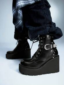 Sugerpunk Botas de tobillo casuales con diseño de hebilla y tacón de cuña para mujer - Negro - Ver 5