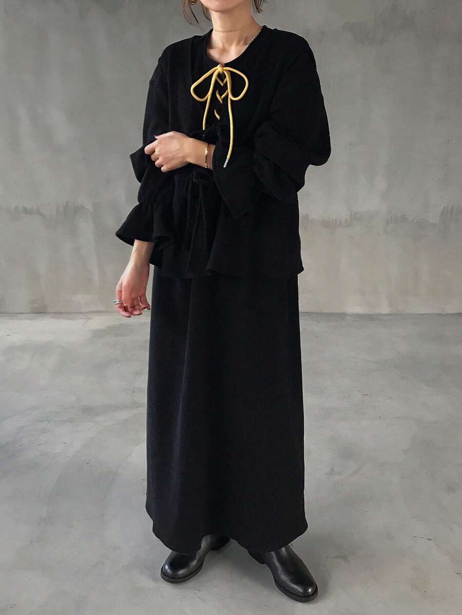 FRIFUL Bộ 2 món dành cho nữ: Áo khoác cardigan tay loe màu trơn thắt nơ phía trước và đầm thắt nơ chéo ngực màu tương phản. - màu đen - Xem 1