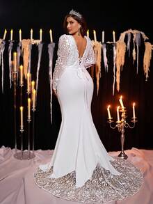 Glamrae Tuta di lusso elegante con maniche trasparenti, scollo a V, patch in pizzo ricamato, tessuto maglia elasticizzato, coppa reggiseno trasparente, allacciatura a spina di pesce sulla schiena, gonna lunga a sirena con bordo in pizzo ricamato, adatta per matrimoni, feste, vacanze, abito da sposa informale (ricamo pesante) - Bianco - Visualizzare 2