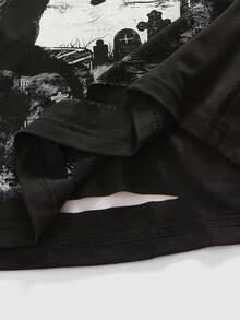 ROMWE MEN Anime Men's Oversized Gothic Dark Pattern Long Sleeve T-Shirt - Black - View 5