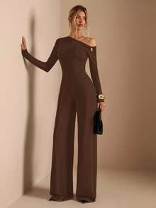 SHEIN BAE 春夏纯黑色优雅日常穿搭不对称肩长袖金属扣装饰超阔腿连体裤，适合日常约会、外出、派对等场合，优雅女士叠穿，不对称连体裤，阔腿连体裤，情人节连体裤，日常连体裤，优雅连体裤 - 棕色 - 查看 4