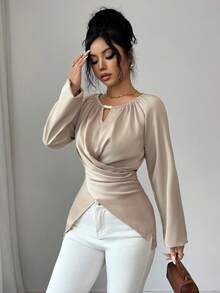 SHEIN Elenzya 女士优雅缎面串珠镂空交叉腰部修身长袖衬衫，精致秋冬上衣 - 卡其色 - 查看 6